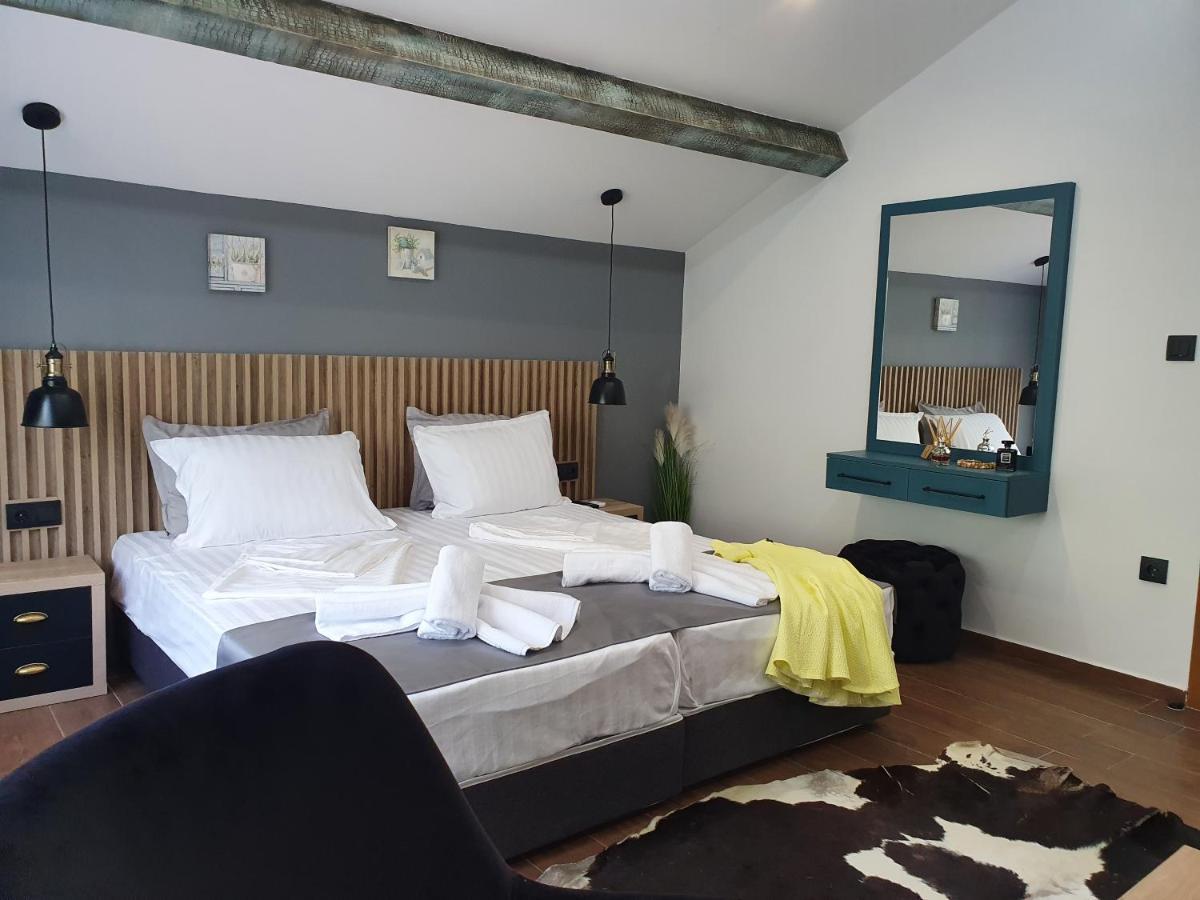 Kamelia Guest Rooms Казанлык Экстерьер фото