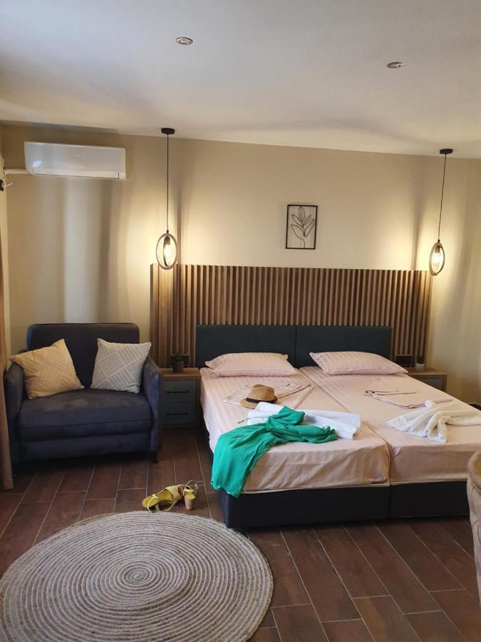 Kamelia Guest Rooms Казанлык Экстерьер фото