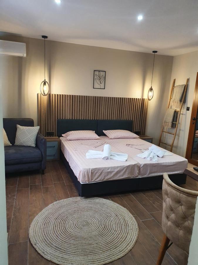 Kamelia Guest Rooms Казанлык Экстерьер фото