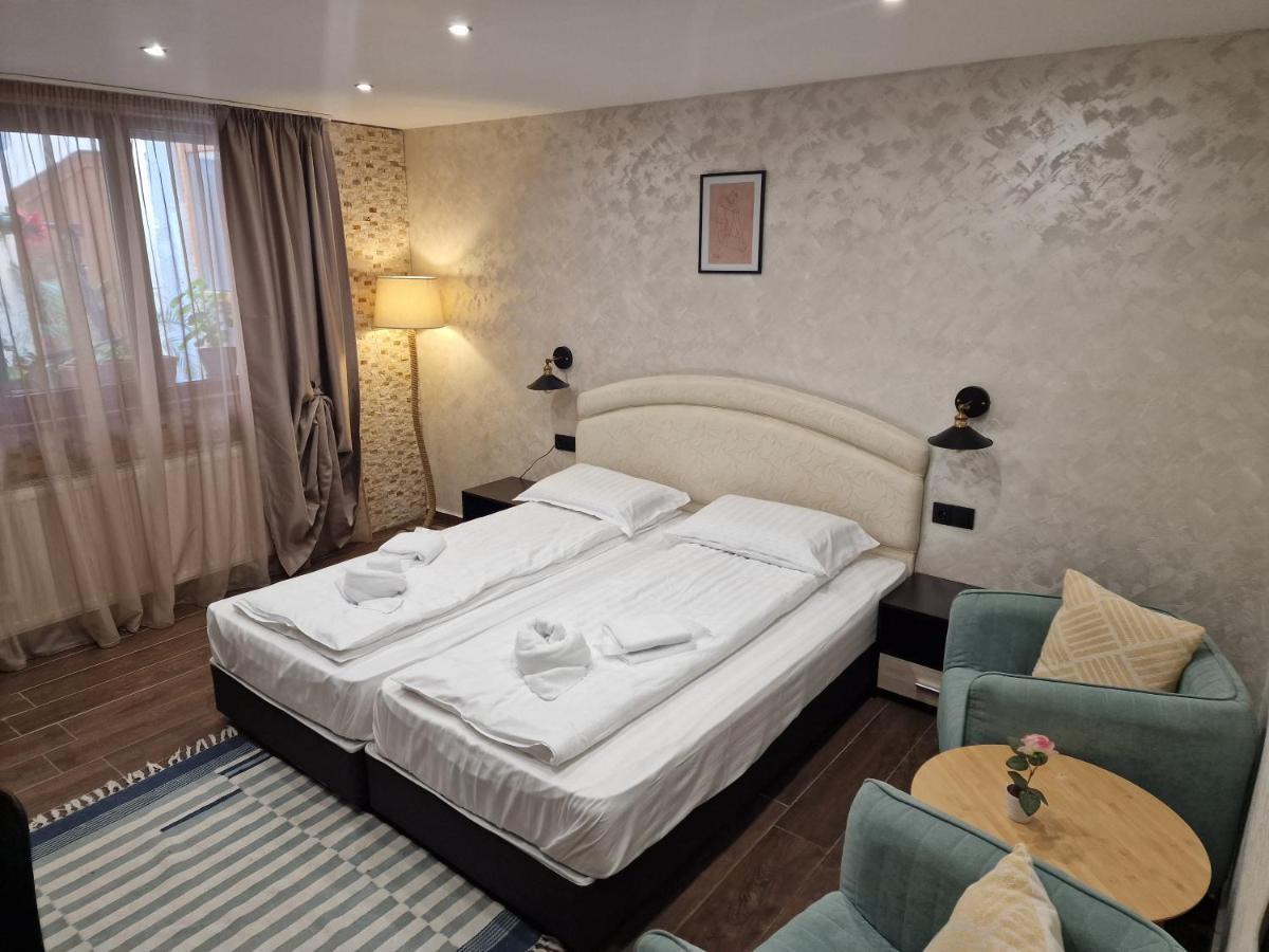 Kamelia Guest Rooms Казанлык Номер фото